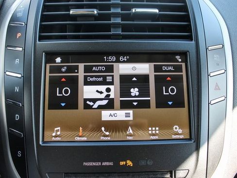 Used 2017 Lincoln MKC Reserve w/ Lincoln MKC Climate Package image 25