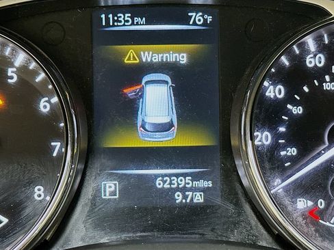 Used 2015 Nissan Rogue SL FWD image 14