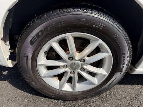 Used 2015 Dodge Grand Caravan SXT w/ Security Group FWD image 11
