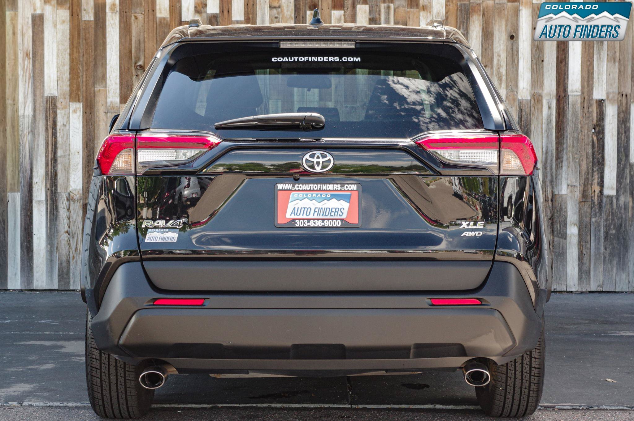 Used 2021 Toyota RAV4 XLE AWD/4WD image 5
