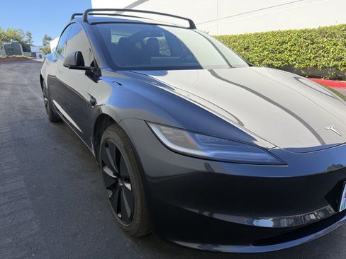 Used 2025 Tesla Model 3 Long Range RWD image 7