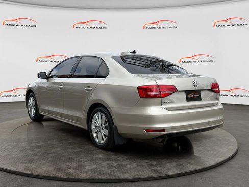 Used 2015 Volkswagen Jetta SE image 6