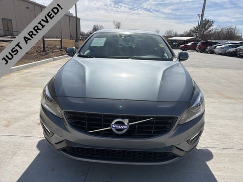 Used 2018 Volvo S60 T5 Dynamic w/ Vision Package image 2