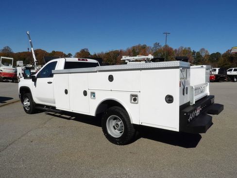 Used 2021 Chevrolet Silverado 3500 W/T w/ WT Convenience Package image 4
