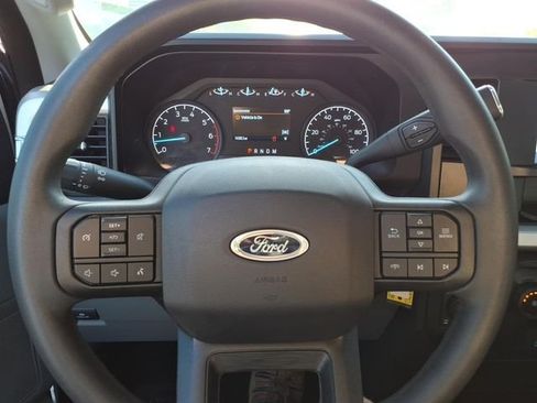 Used 2024 Ford F250 XL w/ STX Appearance Package AWD/4WD image 22