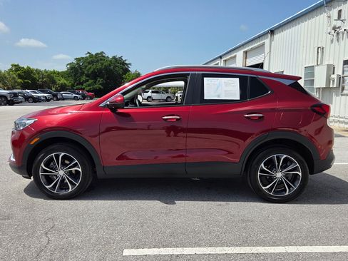Used 2023 Buick Encore GX Select AWD/4WD image 2