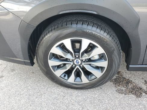 Used 2024 Subaru Outback Touring XT AWD/4WD image 11