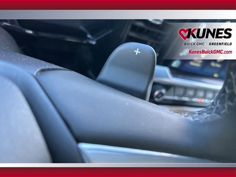 Used 2025 Chevrolet Silverado 1500 LT w/ Leather Package image 26