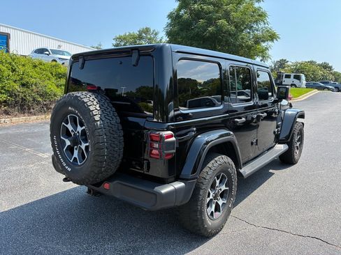 Used 2021 Jeep Wrangler Unlimited Sahara AWD/4WD image 5