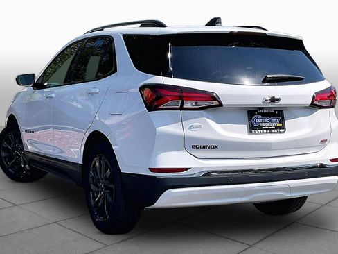Used 2023 Chevrolet Equinox RS FWD image 12