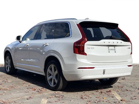 Used 2023 Volvo XC90 B5 Core w/ Protection Package Premier image 25