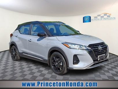 Used 2022 Nissan Kicks SR