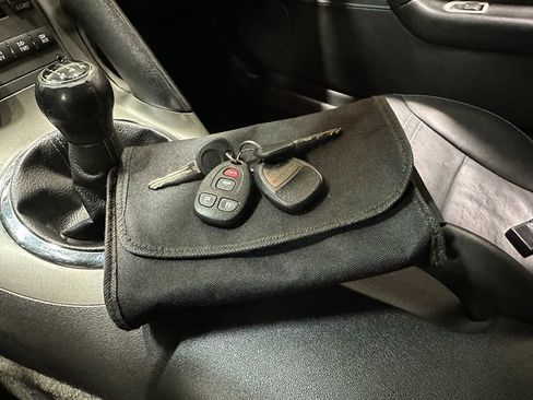 Used 2007 Pontiac Solstice GXP w/ Premium Package image 28