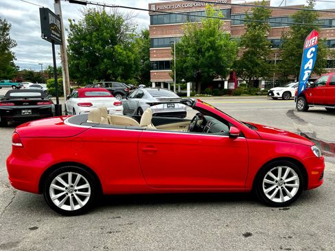 Used 2015 Volkswagen Eos Komfort image 10