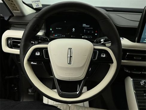 Certified 2023 Lincoln Aviator Black Label image 15