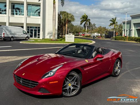 Used 2016 Ferrari California T image 7