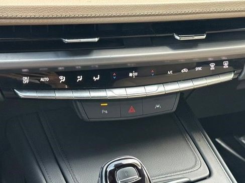 Certified 2024 Cadillac XT4 Luxury image 27