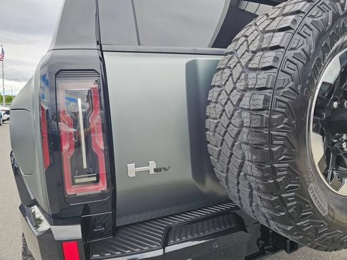 Used 2024 GMC Hummer EV 3X w/ Extreme Off-Road Package AWD/4WD image 18