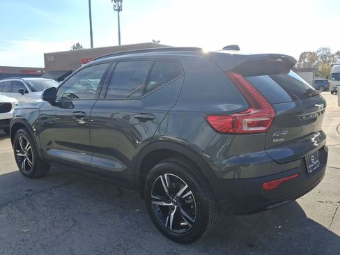 New 2026 Volvo XC40 B4 Core image 11