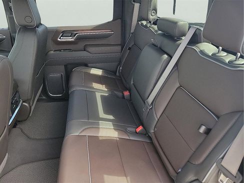 New 2026 GMC Sierra 1500 Denali w/ Denali Reserve Package image 13