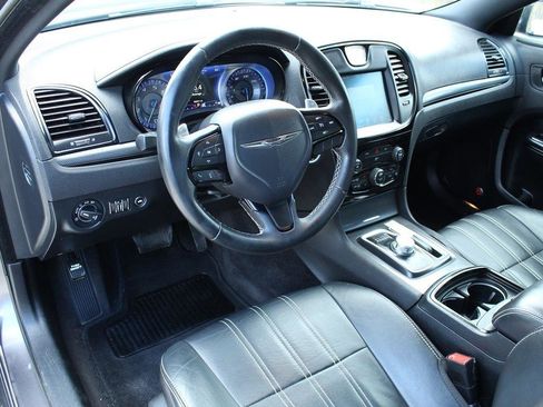 Used 2016 Chrysler 300 S AWD/4WD image 10