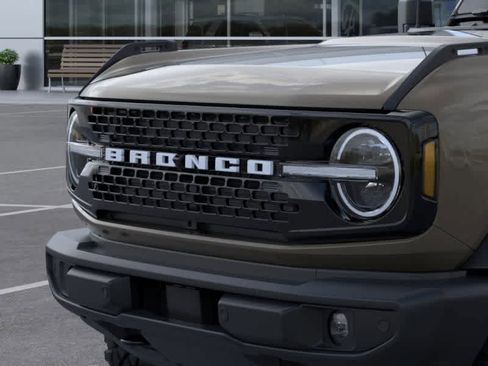 New 2026 Ford Bronco Outer Banks w/ Sasquatch Package image 19