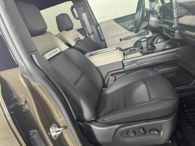 Certified 2026 GMC Hummer EV 4x4 Crew Cab image 28