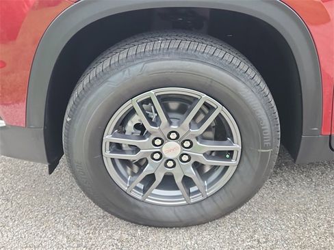 New 2026 GMC Acadia Elevation image 7