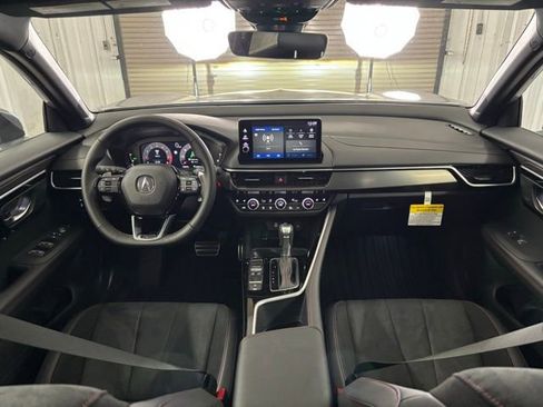 Certified 2025 Acura ADX A-Spec image 15