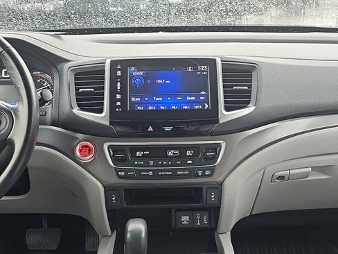 Used 2018 Honda Pilot EX-L image 27