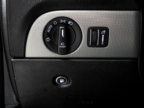 Used 2020 Dodge Durango R/T w/ Blacktop Package image 38