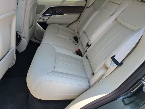 New 2026 Land Rover Range Rover SE AWD/4WD image 15