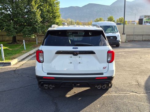 Used 2022 Ford Explorer ST w/ ST Street Pack AWD/4WD image 7