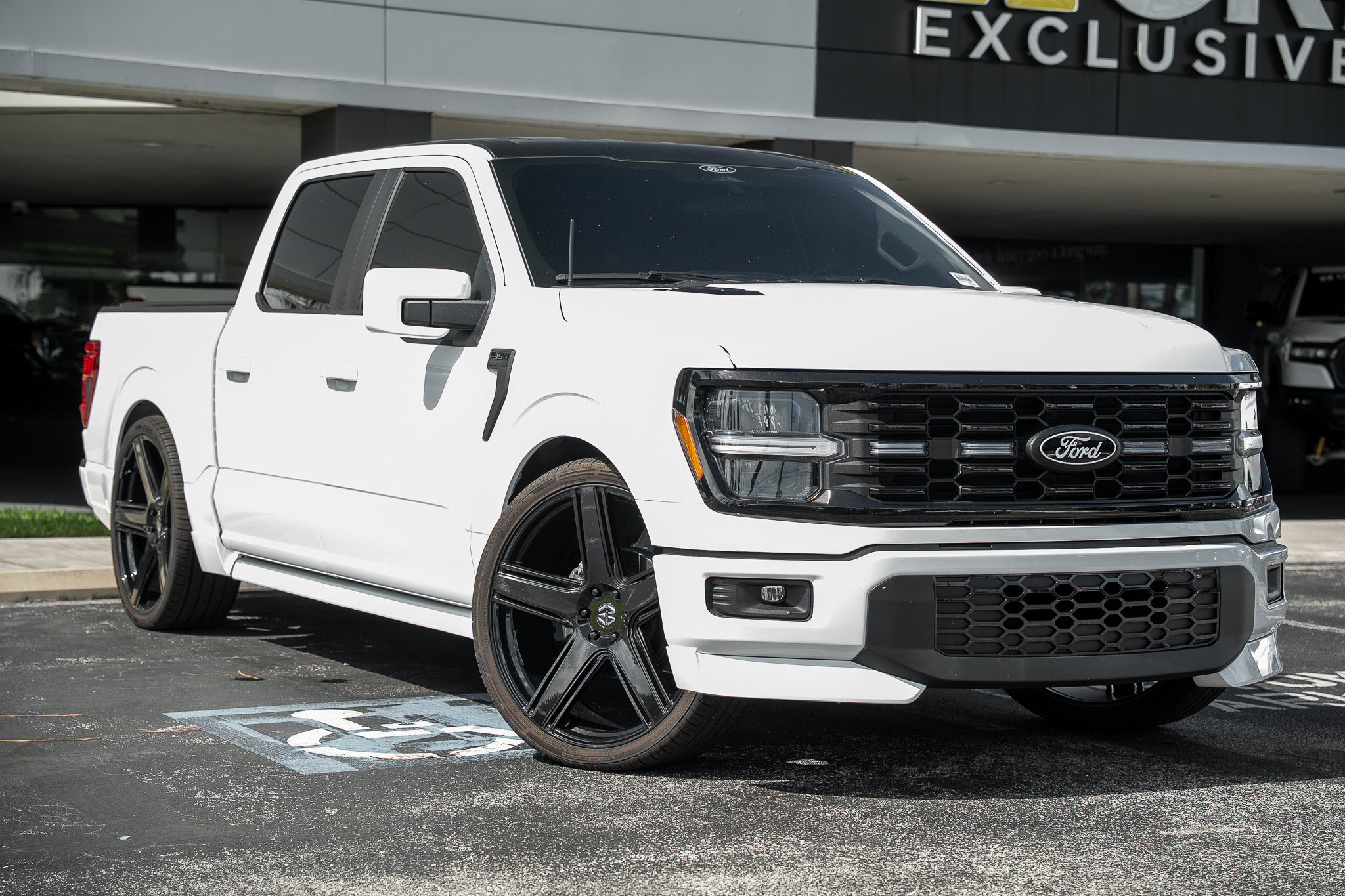 Used 2026 Ford F150 STX w/ F-150 LOBO Package AWD/4WD image 1