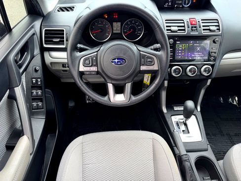 Used 2018 Subaru Forester 2.5i Premium image 20