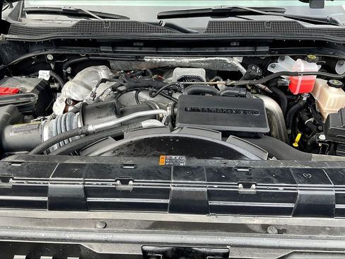 Used 2024 Chevrolet Silverado 2500 High Country AWD/4WD image 32