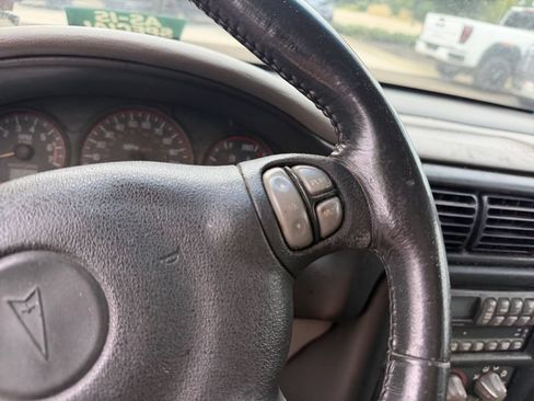 Used 2004 Pontiac Montana Extended w/ Convenience Package #2 FWD image 18