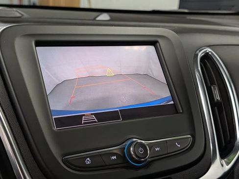 Certified 2024 Chevrolet Equinox LT AWD/4WD image 24