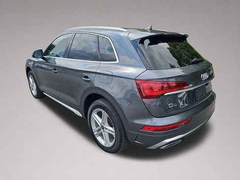 Used 2024 Audi Q5 e Premium w/ Convenience Package AWD/4WD image 6