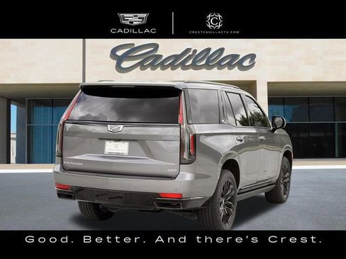 Used 2022 Cadillac Escalade Sport Platinum w/ Heavy-Duty Trailer Package AWD/4WD image 3
