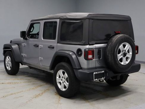 Used 2018 Jeep Wrangler Unlimited Sport S image 9