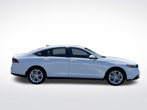 Used 2025 Honda Accord LX image 7