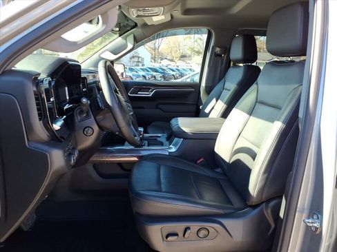 Used 2024 Chevrolet Silverado 1500 LTZ w/ Z71 Off-Road Package image 12