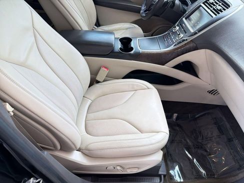 Used 2016 Lincoln MKX Select w/ Select Plus Package FWD image 29