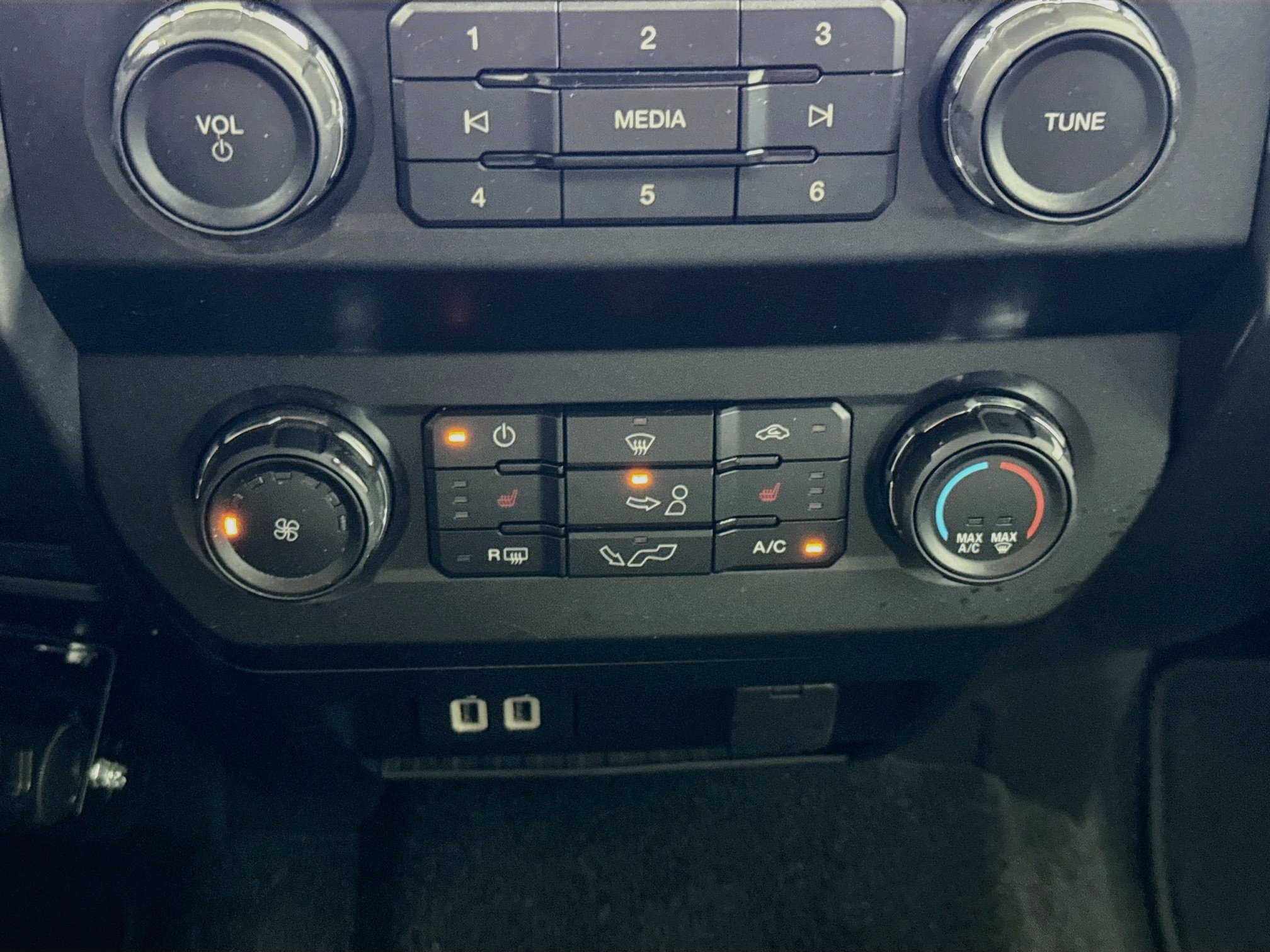 Used 2019 Ford F150 XLT w/ Equipment Group 302A Luxury RWD image 22