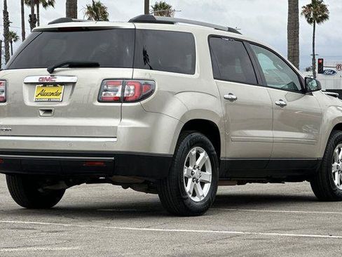 Used 2015 GMC Acadia SLE FWD image 4