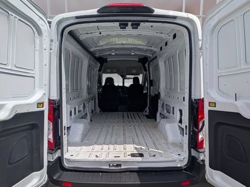 Used 2024 Ford Transit 250 148 Medium Roof Extended AWD image 17