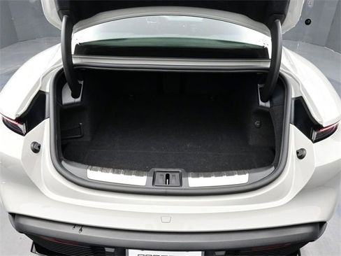 Certified 2024 Porsche Taycan GTS image 16