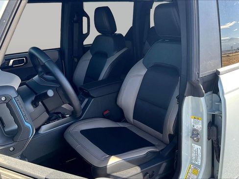 Used 2024 Ford Bronco Wildtrak image 21