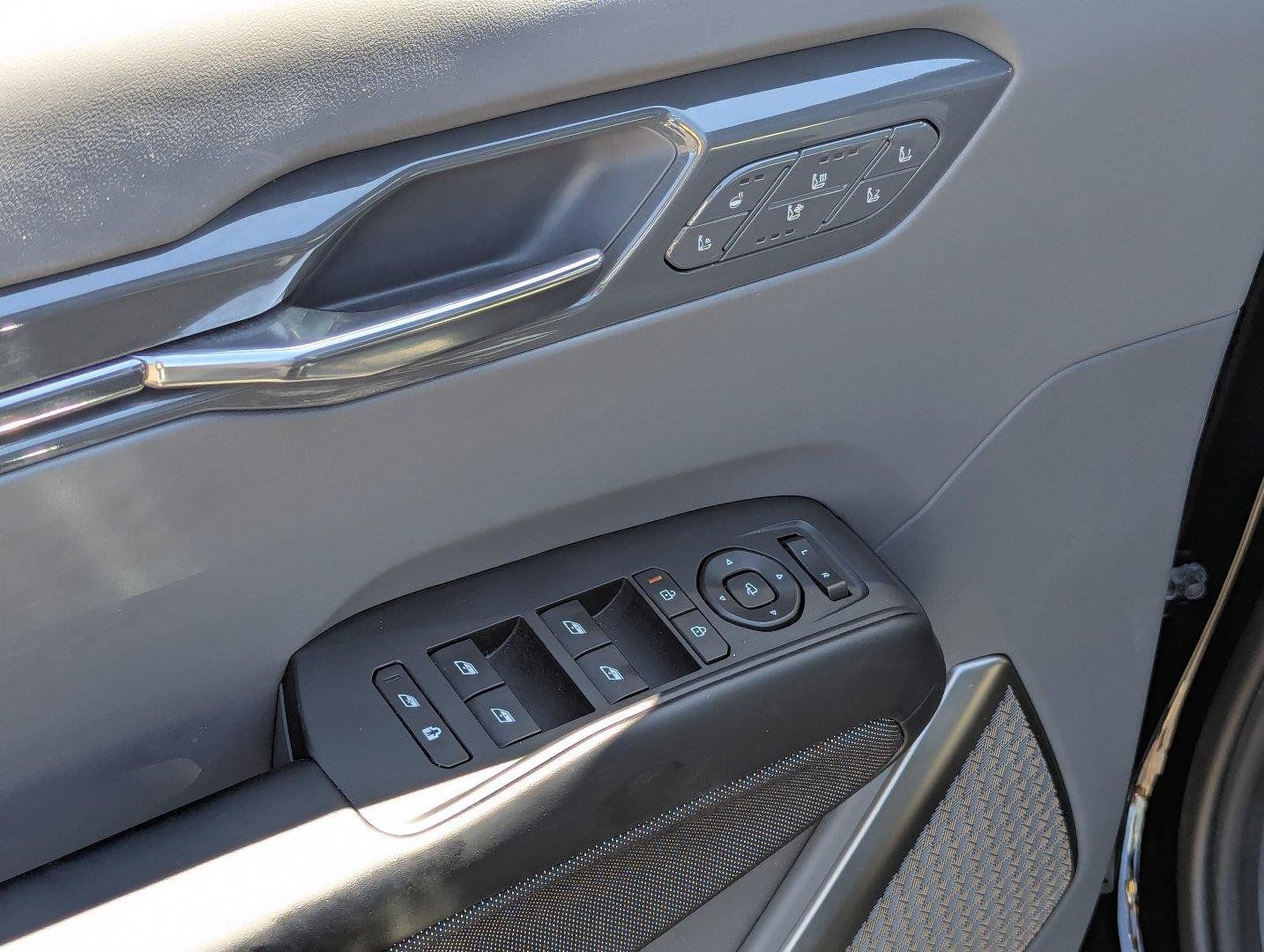 Used 2024 Kia EV9 GT-Line AWD/4WD image 11